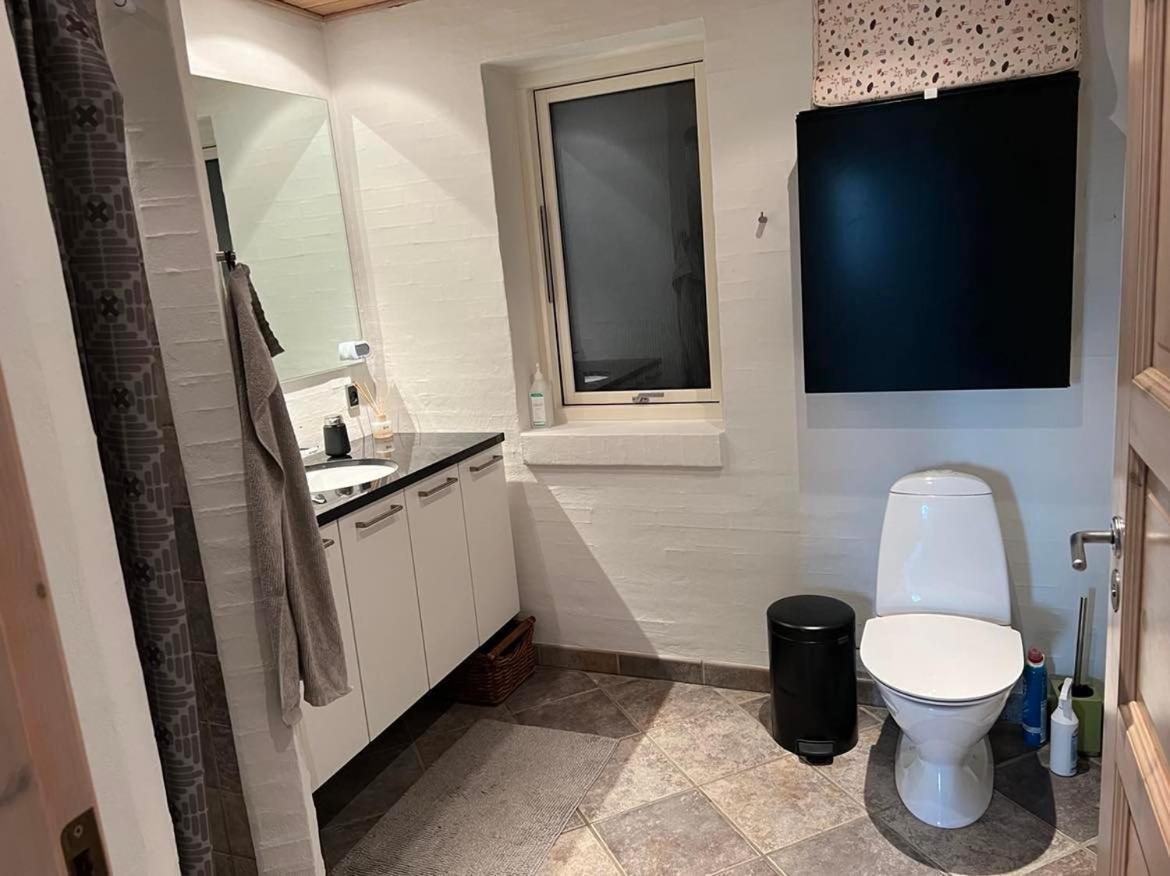 Ebbesens Bed And Bath - Two Double Rooms Herning Esterno foto