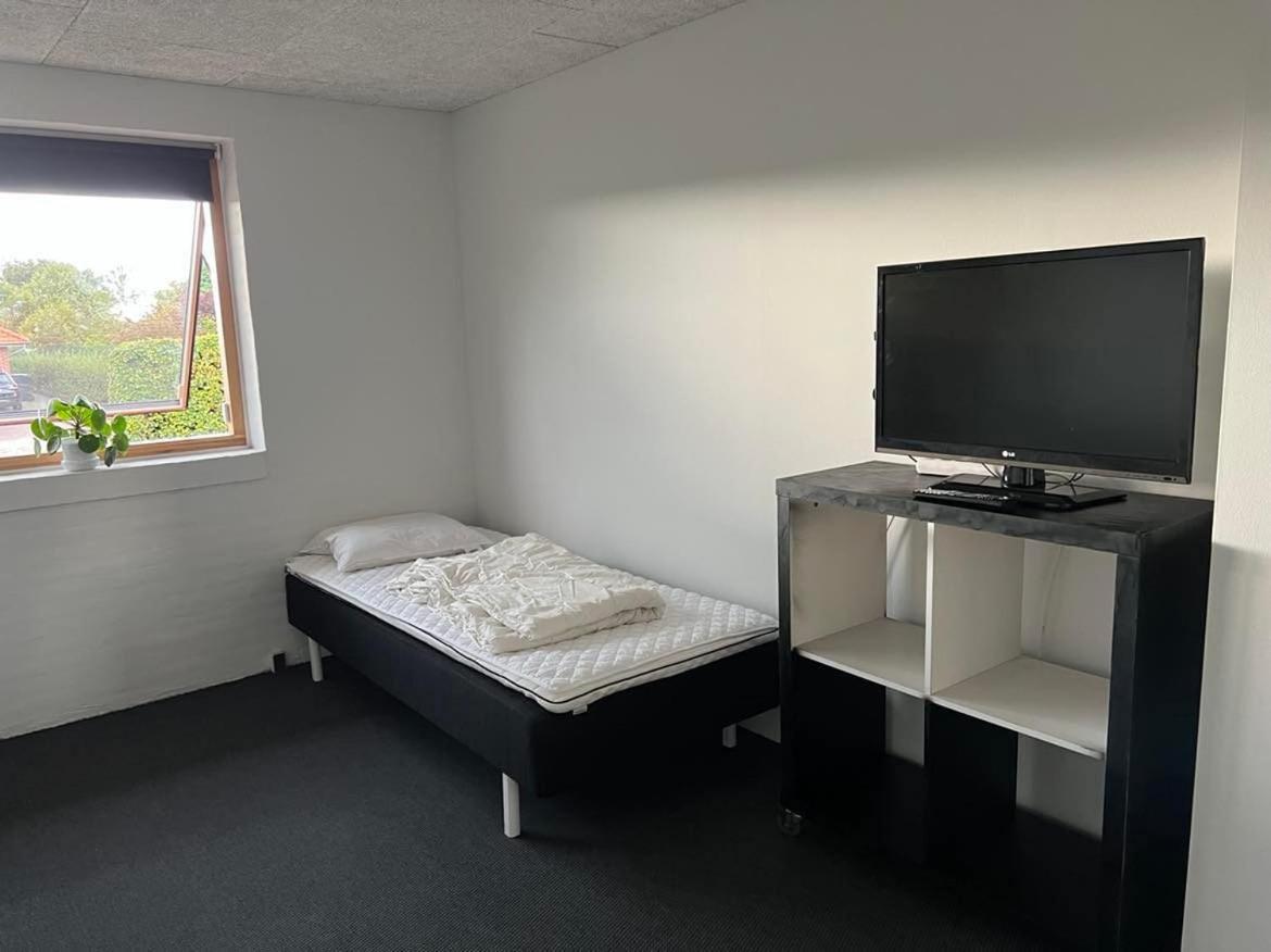 Ebbesens Bed And Bath - Two Double Rooms Herning Esterno foto